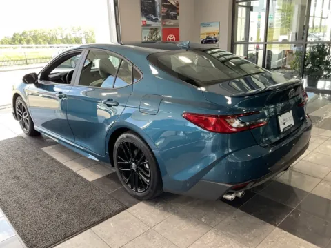 More photos of 2025 Toyota Camry SE at Jay Wolfe Toyota, MO