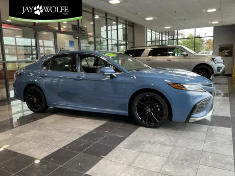 Blue 2024 Toyota Camry XSE for sale in Kansas City, MO