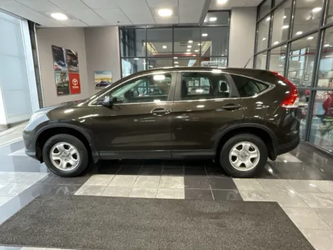More photos of 2014 Honda CR-V LX at Jay Wolfe Toyota, MO