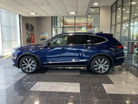 More photos of 2024 Acura MDX Technology at Jay Wolfe Toyota, MO