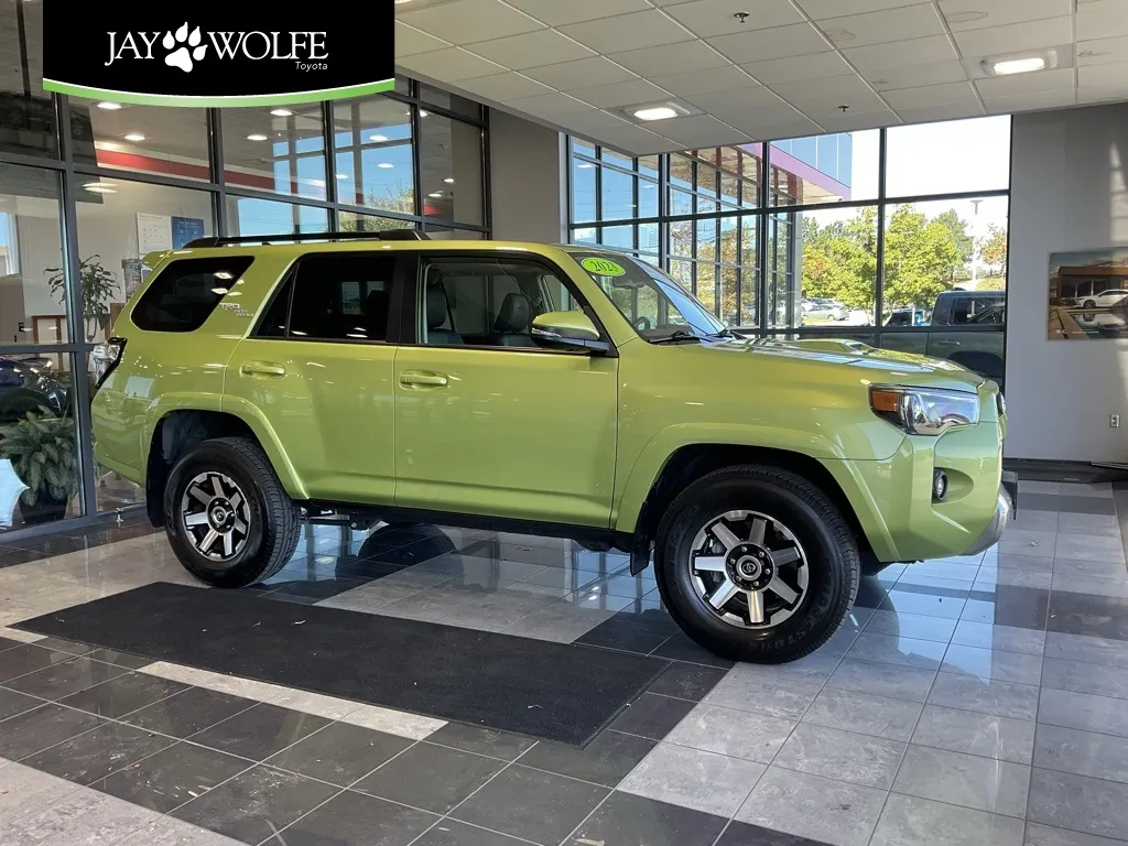 Green 2023 Toyota 4Runner TRD Off-Road Premium for sale in Kansas City, MO