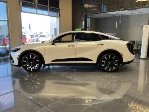 More photos of 2024 Toyota Crown Platinum at Jay Wolfe Acura, MO