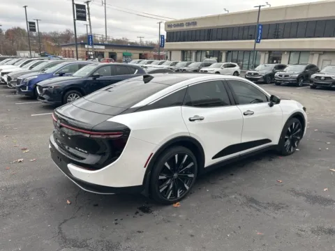 More photos of 2024 Toyota Crown Platinum at Jay Wolfe Acura, MO