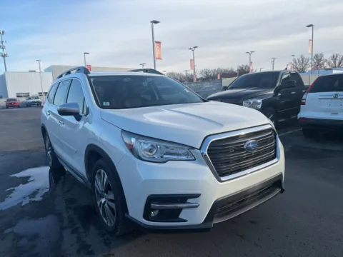 More photos of 2022 Subaru Ascent Touring at Jay Wolfe Acura, MO