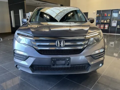Photos of 2016 Honda Pilot EX-L for sale in Kansas City, MO at Jay Wolfe Acura