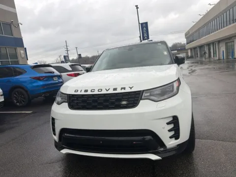 Photos of 2023 Land Rover Discovery S R-Dynamic for sale in Kansas City, MO at Jay Wolfe Acura