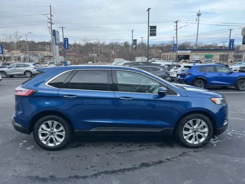 More photos of 2020 Ford Edge Titanium at Jay Wolfe Acura, MO