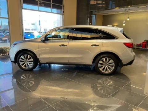 More photos of 2014 Acura MDX Tech Pkg at Jay Wolfe Acura, MO
