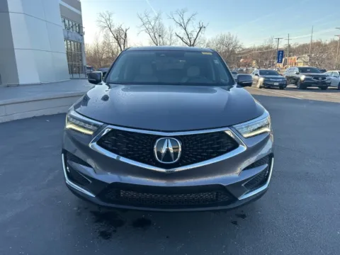 Photos of 2019 Acura RDX w/Technology Pkg for sale in Kansas City, MO at Jay Wolfe Acura