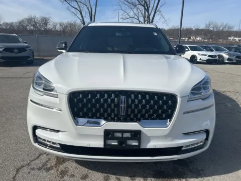 Photos of 2021 Lincoln Aviator Grand Touring for sale in Kansas City, MO at Jay Wolfe Acura