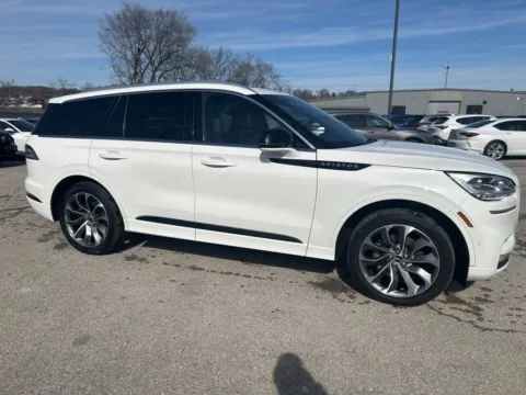 More photos of 2021 Lincoln Aviator Grand Touring at Jay Wolfe Acura, MO