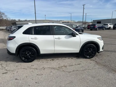 More photos of 2023 Honda HR-V Sport at Jay Wolfe Acura, MO