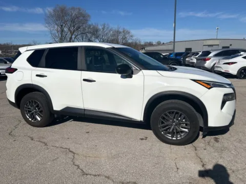 More photos of 2024 Nissan Rogue S at Jay Wolfe Acura, MO