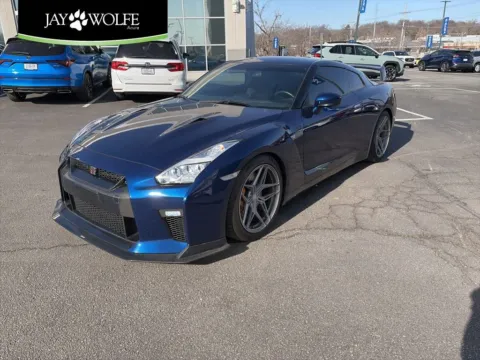 Blue 2014 Nissan GT-R Premium for sale in Kansas City, MO