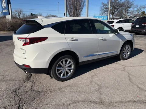 More photos of 2019 Acura RDX at Jay Wolfe Acura, MO