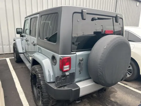 More photos of 2014 Jeep Wrangler Unlimited Sahara at Jay Wolfe Acura, MO