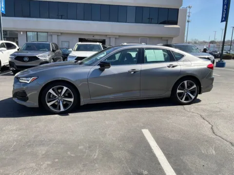 More photos of 2025 Acura TLX w/Technology Package at Jay Wolfe Acura, MO