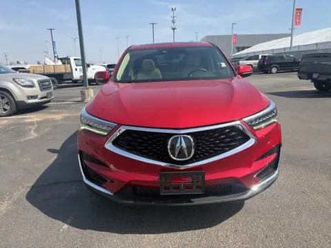 Photos of 2019 Acura RDX w/Technology Pkg for sale in Kansas City, MO at Jay Wolfe Acura