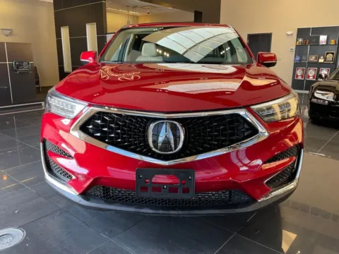 Photos of 2019 Acura RDX w/Technology Pkg for sale in Kansas City, MO at Jay Wolfe Acura