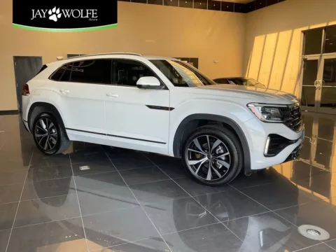 Red 2025 Volkswagen Atlas Cross Sport 2.0T SEL Premium R-Line for sale in Kansas City, MO