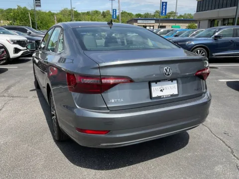 More photos of 2020 Volkswagen Jetta 1.4T SE at Jay Wolfe Acura, MO