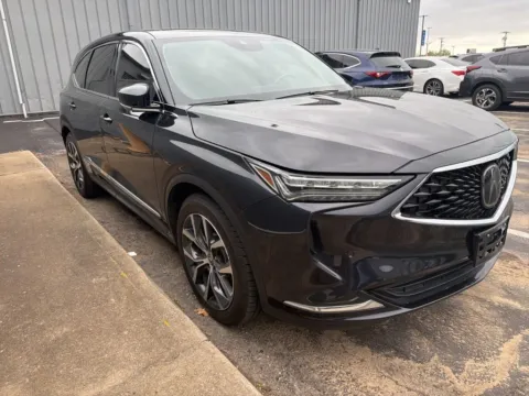 Photos of 2022 Acura MDX w/Technology Package for sale in Kansas City, MO at Jay Wolfe Acura