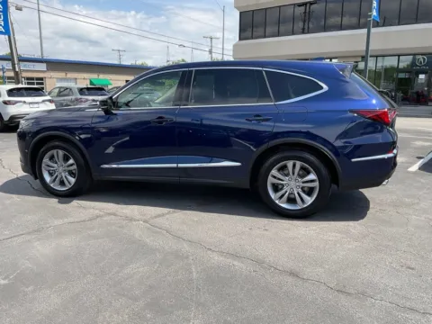 More photos of 2023 Acura MDX 3.5L at Jay Wolfe Acura, MO