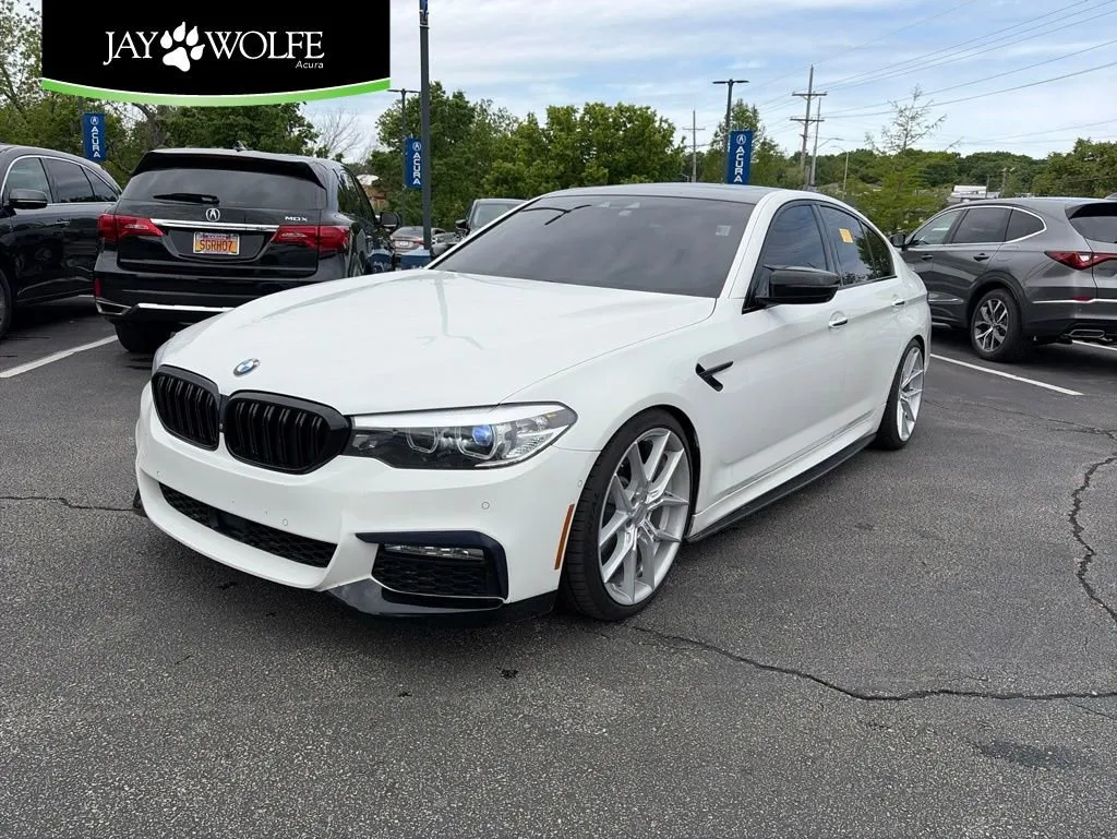 White 2018 BMW 5 Series 540i xDrive for sale in Kansas City, MO