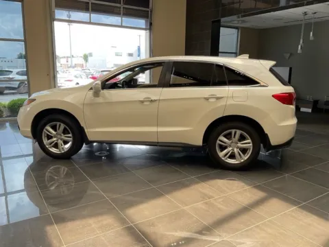 More photos of 2015 Acura RDX at Jay Wolfe Acura, MO