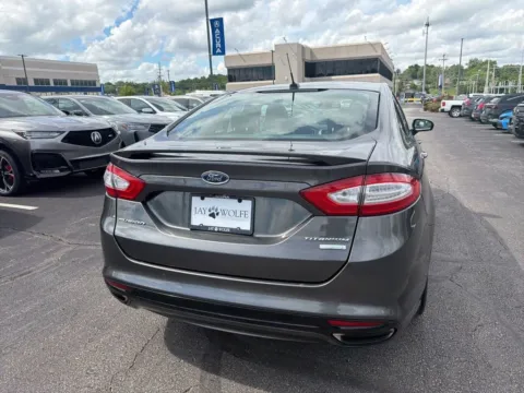 More photos of 2016 Ford Fusion Titanium at Jay Wolfe Acura, MO