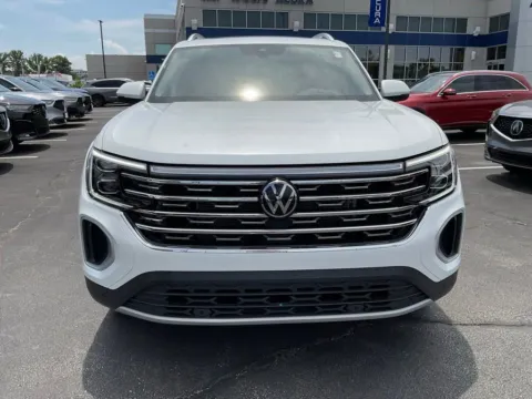 Photos of 2024 Volkswagen Atlas 2.0T SEL for sale in Kansas City, MO at Jay Wolfe Acura