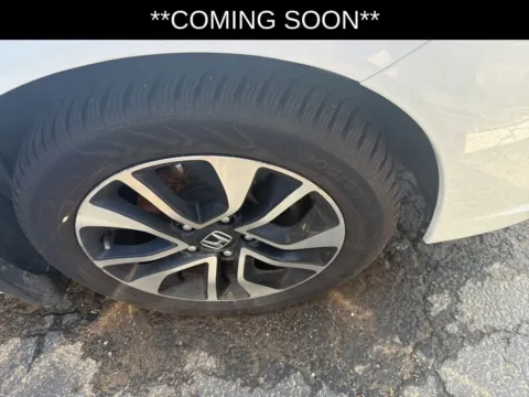 More photos of 2014 Honda Civic Sedan EX at Jay Wolfe Acura, MO