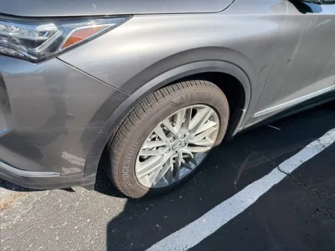More photos of 2023 Acura MDX w/Advance Package at Jay Wolfe Acura, MO