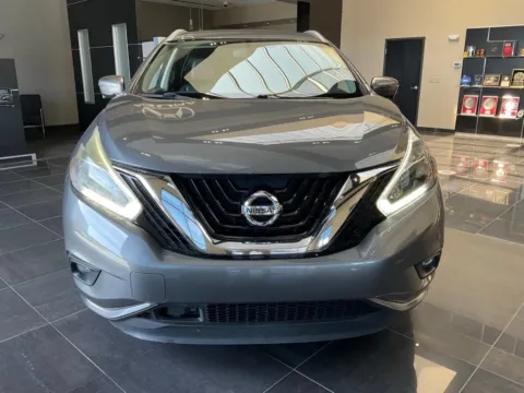 Photos of 2018 Nissan Murano SL for sale in Kansas City, MO at Jay Wolfe Acura