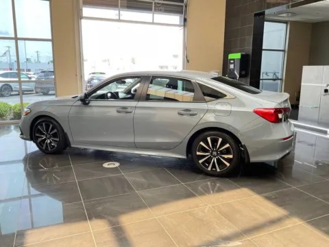 More photos of 2023 Honda Civic Sedan EX at Jay Wolfe Acura, MO