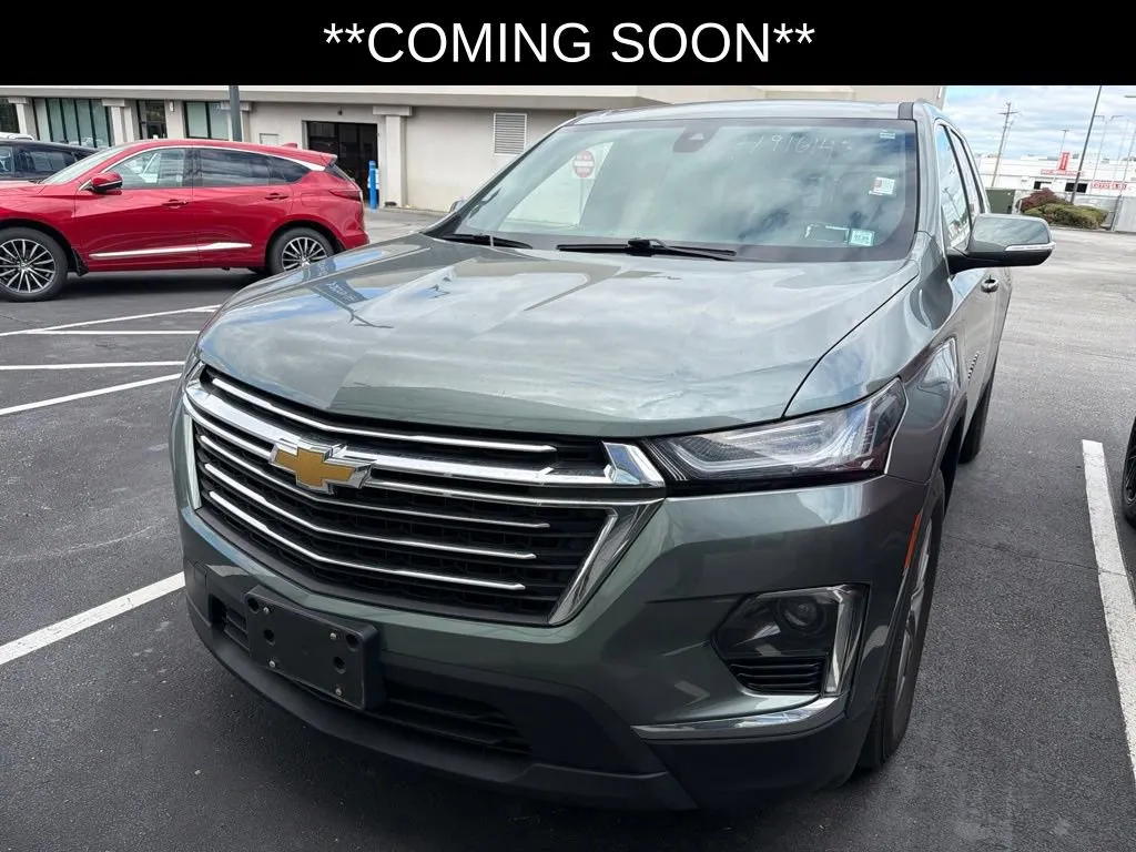 Silver 2023 Chevrolet Traverse LT Cloth for sale in Kansas City, MO