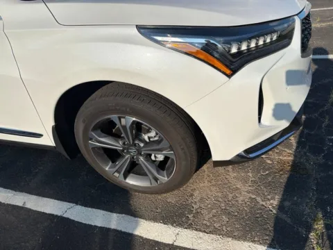 More photos of 2024 Acura RDX w/Advance Package at Jay Wolfe Acura, MO