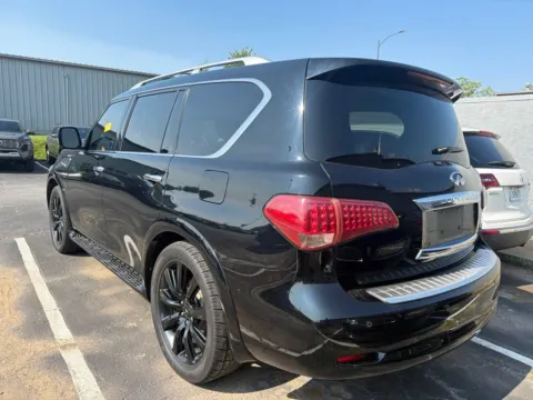 More photos of 2013 INFINITI QX56 at Jay Wolfe Acura, MO