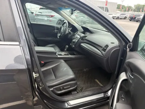 More photos of 2014 Acura RDX Tech Pkg at Jay Wolfe Acura, MO