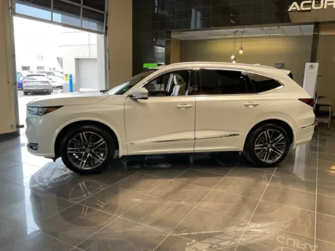 More photos of 2026 Acura MDX w/Advance Package at Jay Wolfe Acura, MO