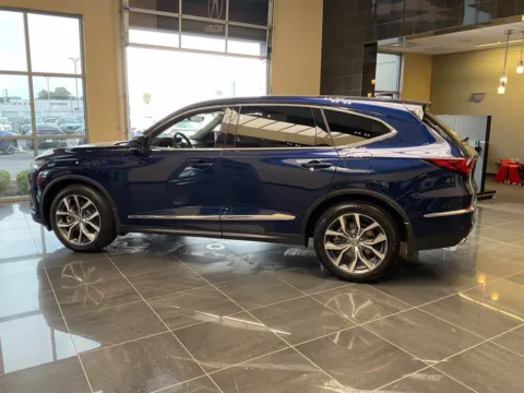 More photos of 2024 Acura MDX w/Technology Package at Jay Wolfe Acura, MO