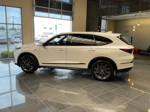More photos of 2026 Acura MDX w/A-Spec Package at Jay Wolfe Acura, MO