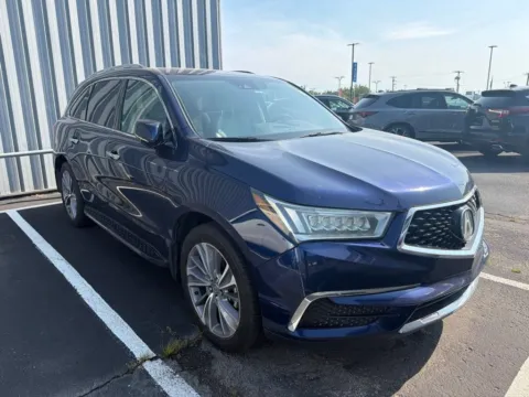 Photos of 2017 Acura MDX w/Technology Pkg for sale in Kansas City, MO at Jay Wolfe Acura