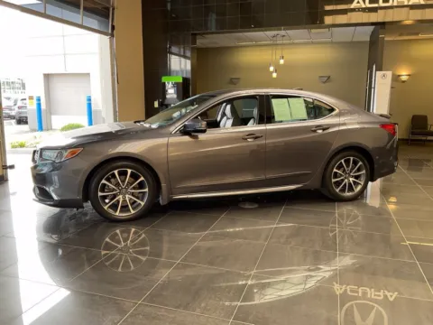 More photos of 2018 Acura TLX w/Technology Pkg at Jay Wolfe Acura, MO