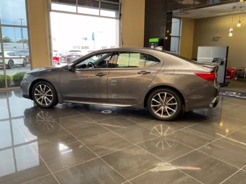More photos of 2018 Acura TLX w/Technology Pkg at Jay Wolfe Acura, MO