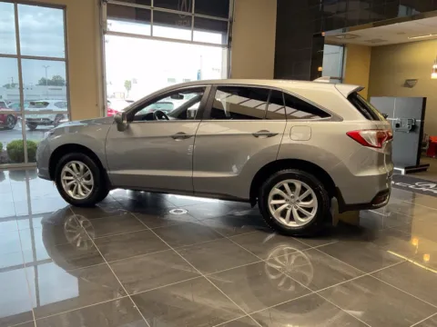More photos of 2018 Acura RDX Technology Package at Jay Wolfe Acura, MO