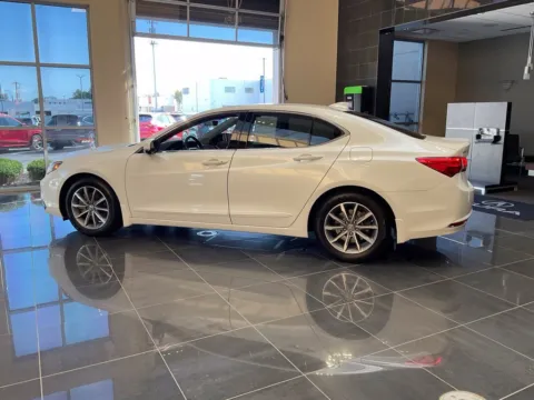 More photos of 2019 Acura TLX 2.4L at Jay Wolfe Acura, MO