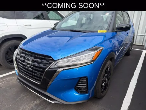 Blue 2024 Nissan Kicks SR for sale in Kansas City, MO