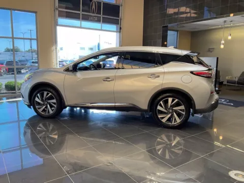 More photos of 2017 Nissan Murano Platinum at Jay Wolfe Acura, MO