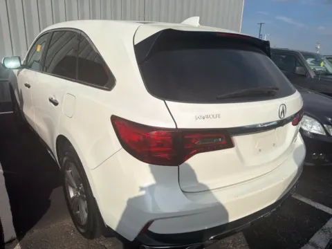 More photos of 2019 Acura MDX 3.5L at Jay Wolfe Acura, MO